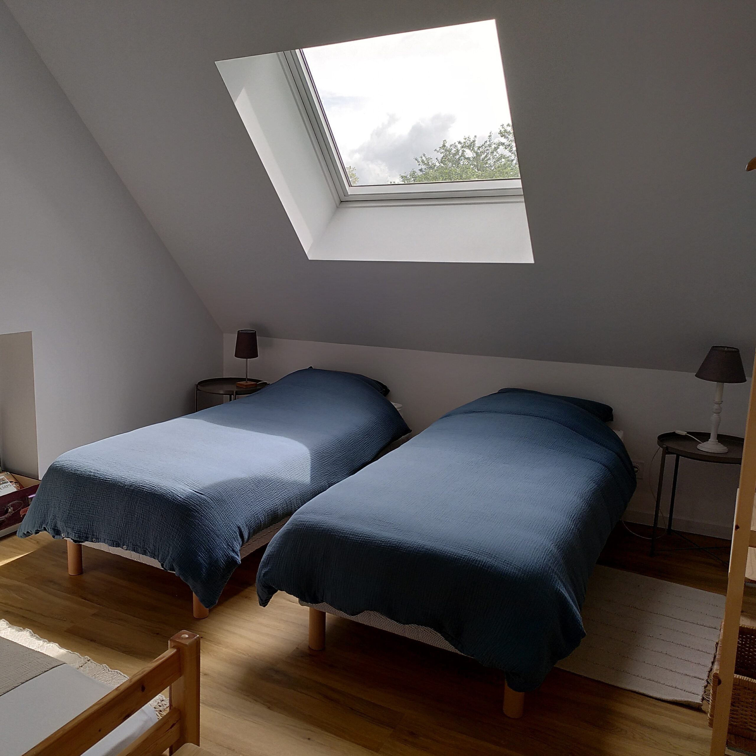 chambre-lenid-lits-simple-gite chambre bocage dans le gîte le Nid aux Papillons