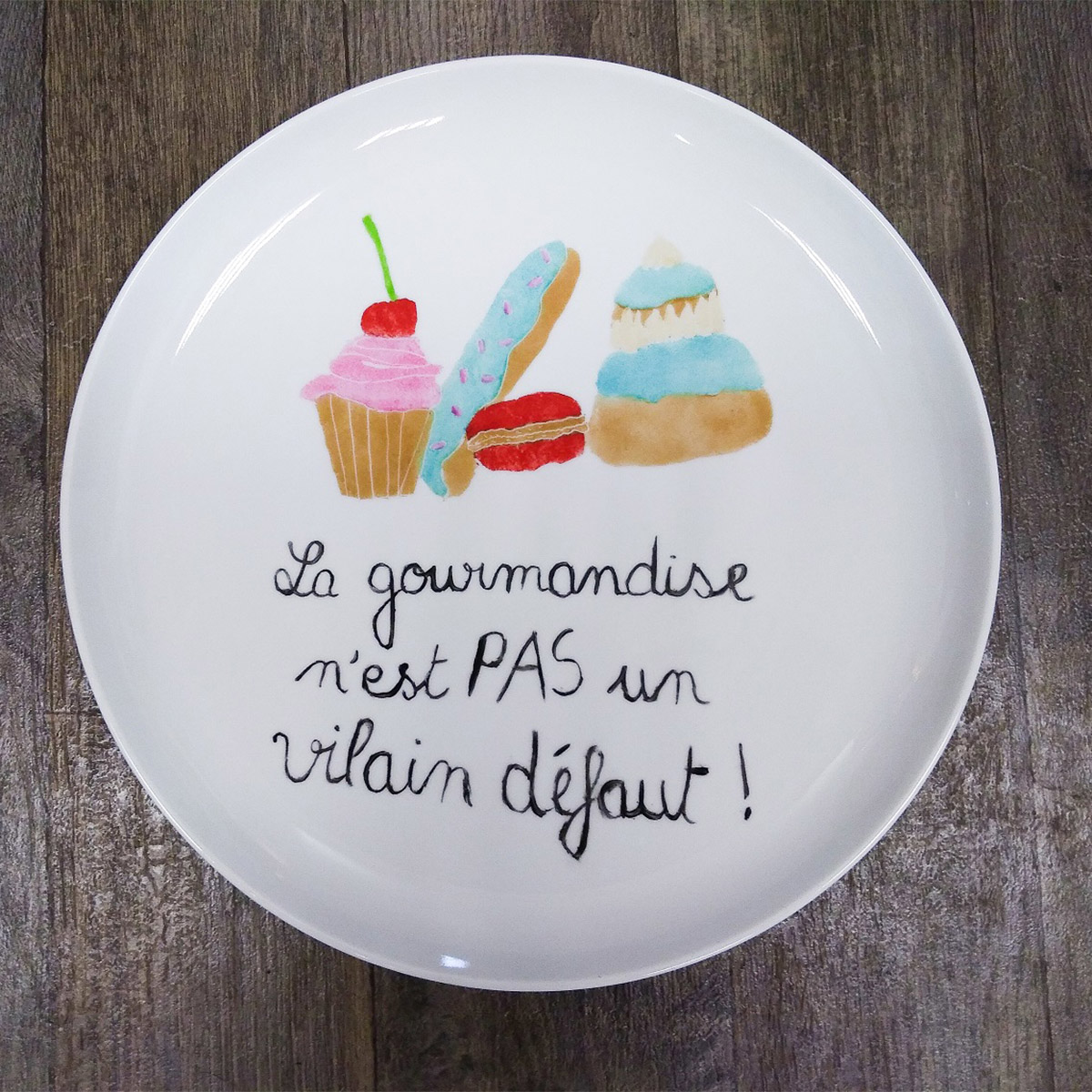 Les ateliers de peinture sur porcelaine by Les Créations d'Isa au nid aux Papillons, gîte à la campagne