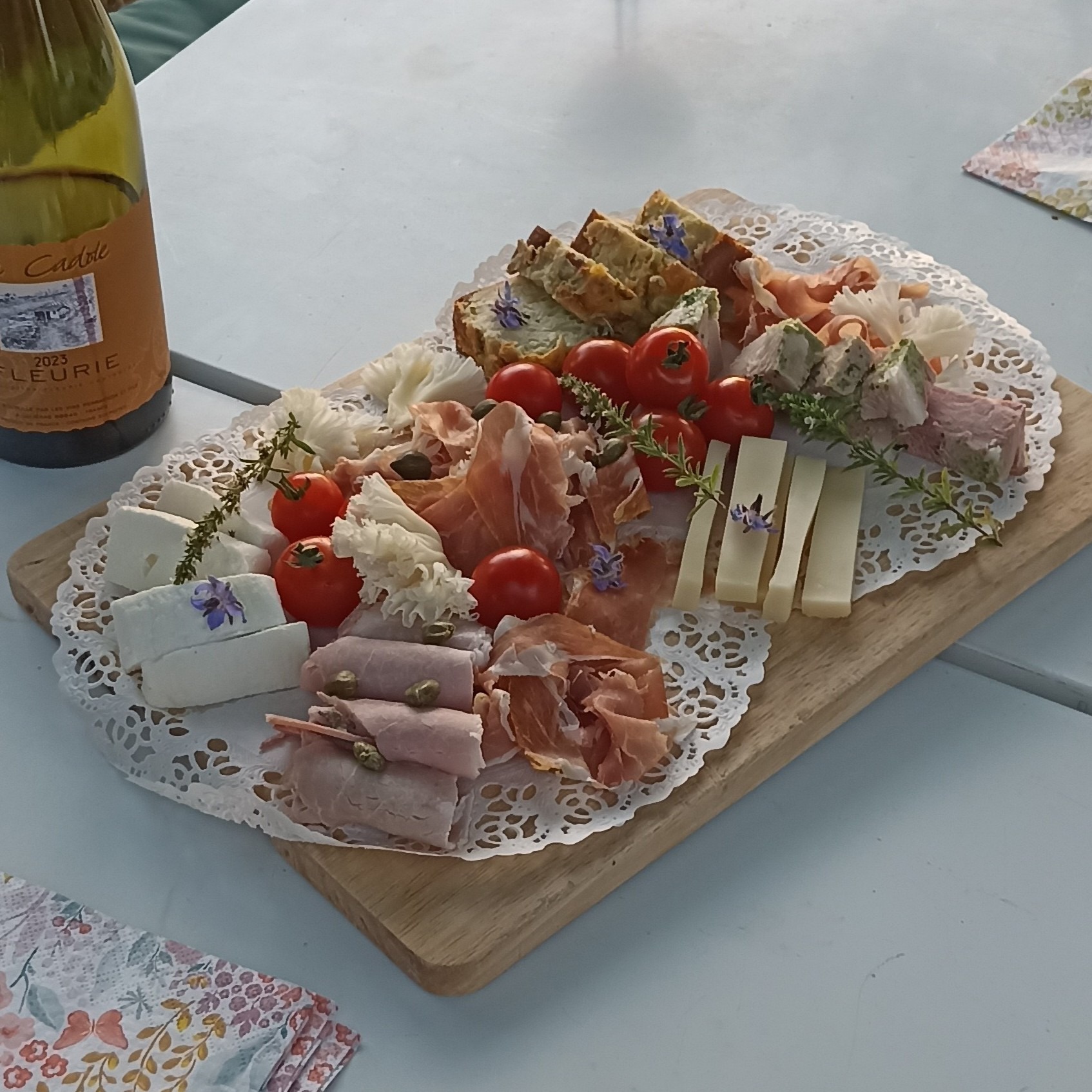 Panier planche gourmande pour le week-end douceur du Nid